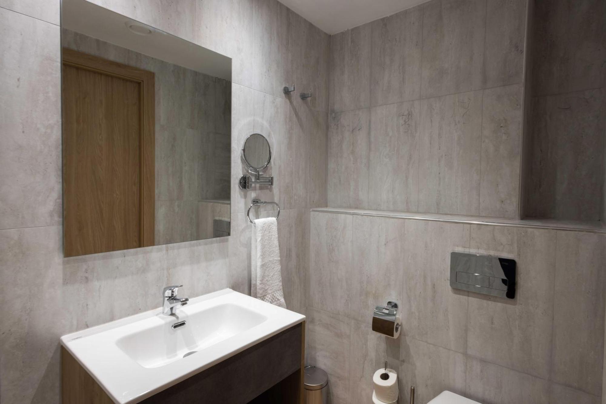 University Boutique Rooms Msida Extérieur photo